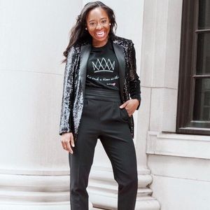 Meet your Posher, Latonya